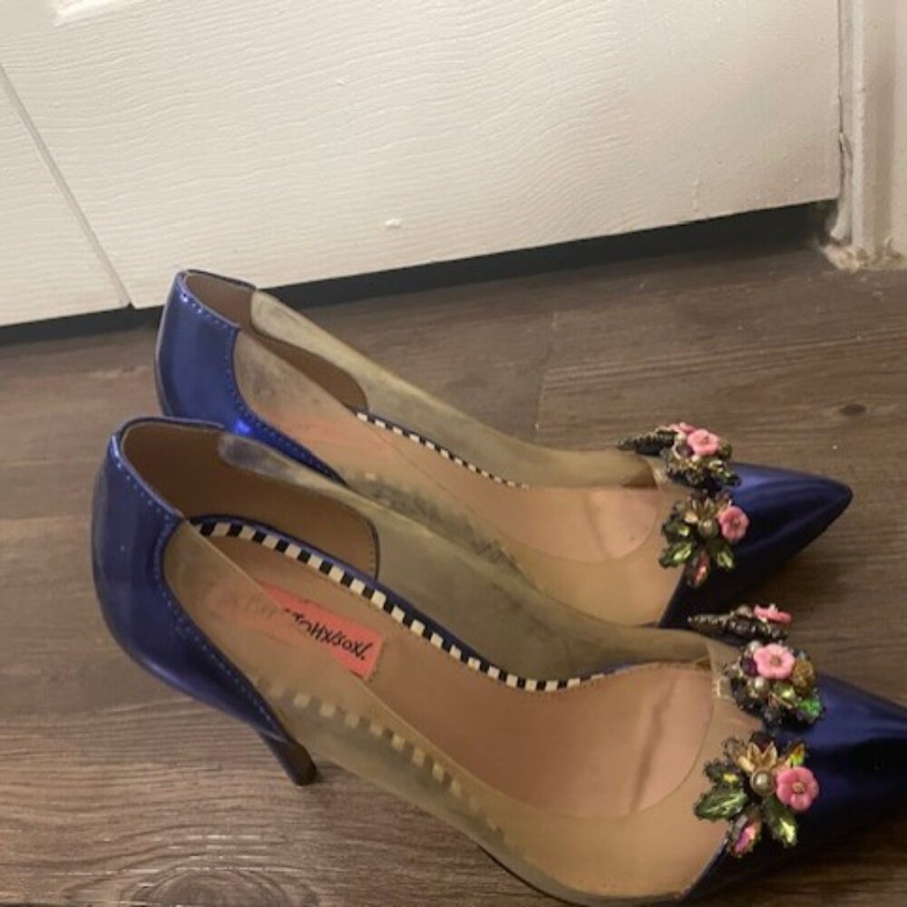 Multiple Shoes - image 4